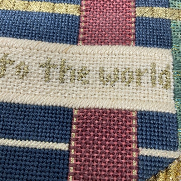 Vintage Handmade Stitched Heart Wall Hanging Joy To The World Music Pocket - Picture 13 of 16